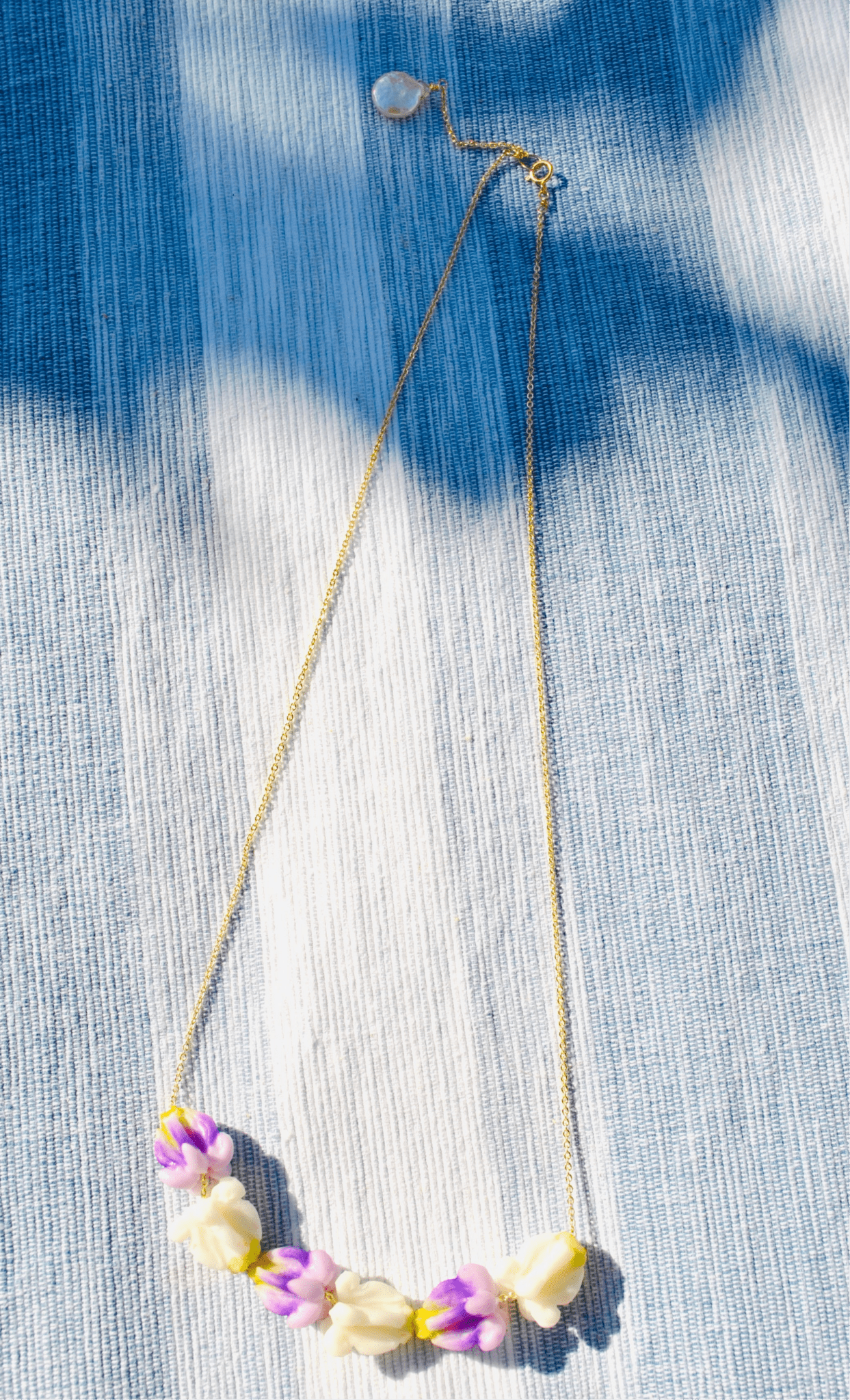 White & Purple Crown Flower Lei Necklace - Lehua Hawaii Jewelry LLC