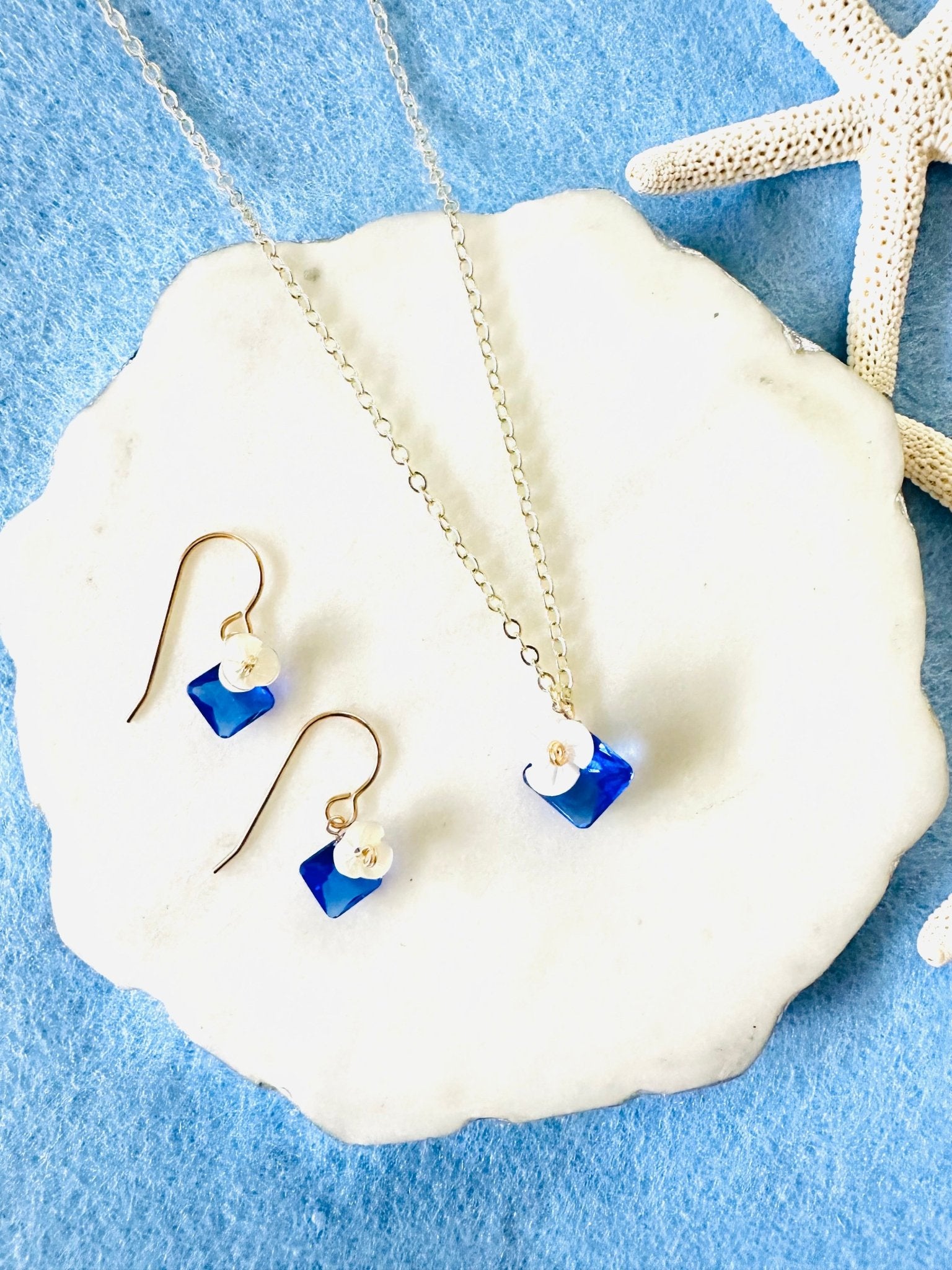 Rose Pink/Blue Crystal & Shell Flower Necklace - Lehua Hawaii Jewelry LLC