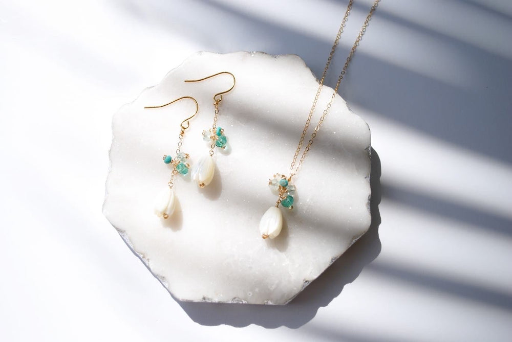 Pikake Flower & Gems Necklace - Lehua Hawaii Jewelry LLC