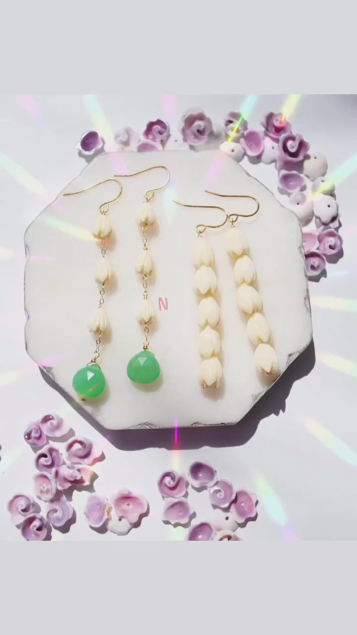 Load video: Vintage Pikake Earrings