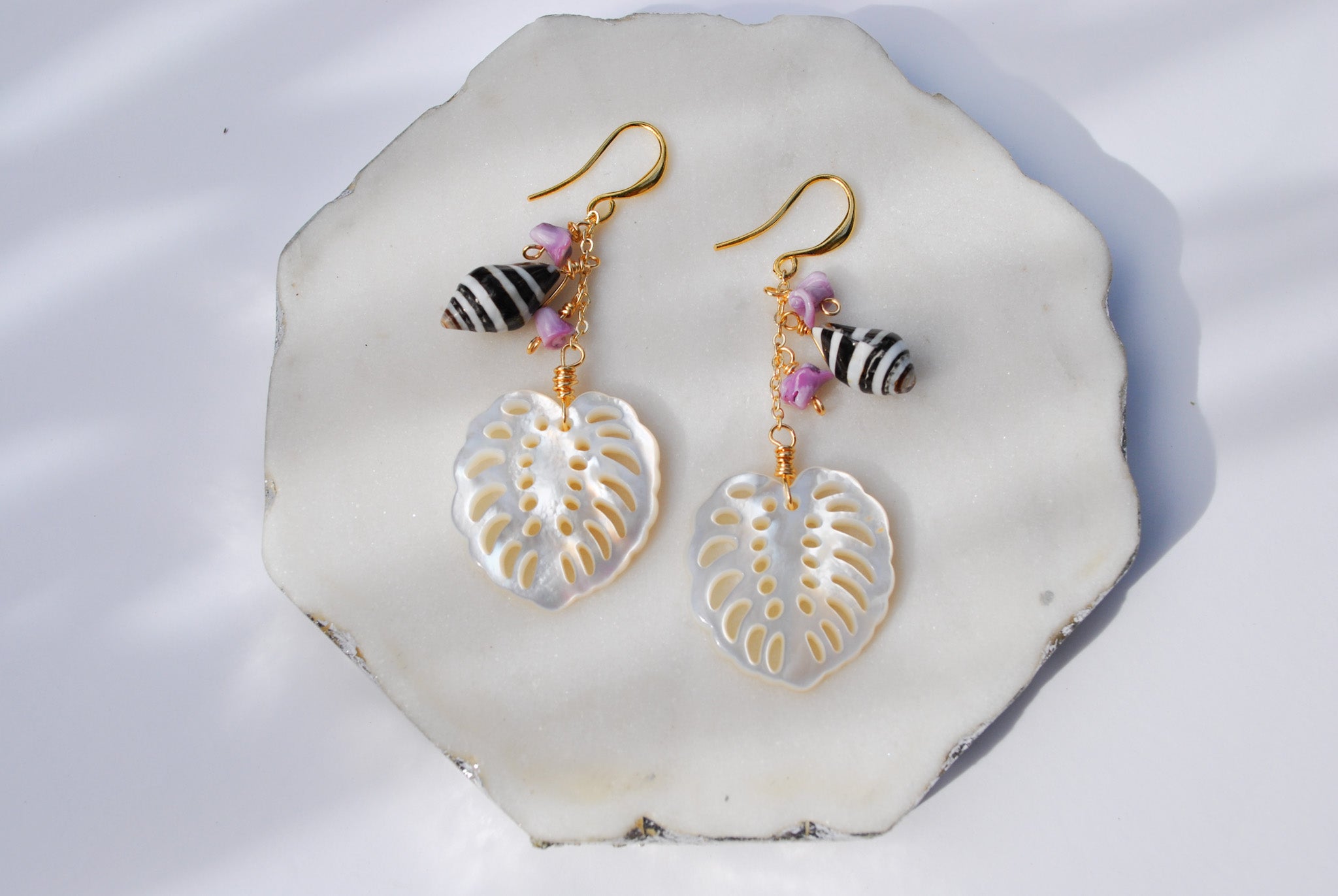 Monstela Leaf Shell Earrings