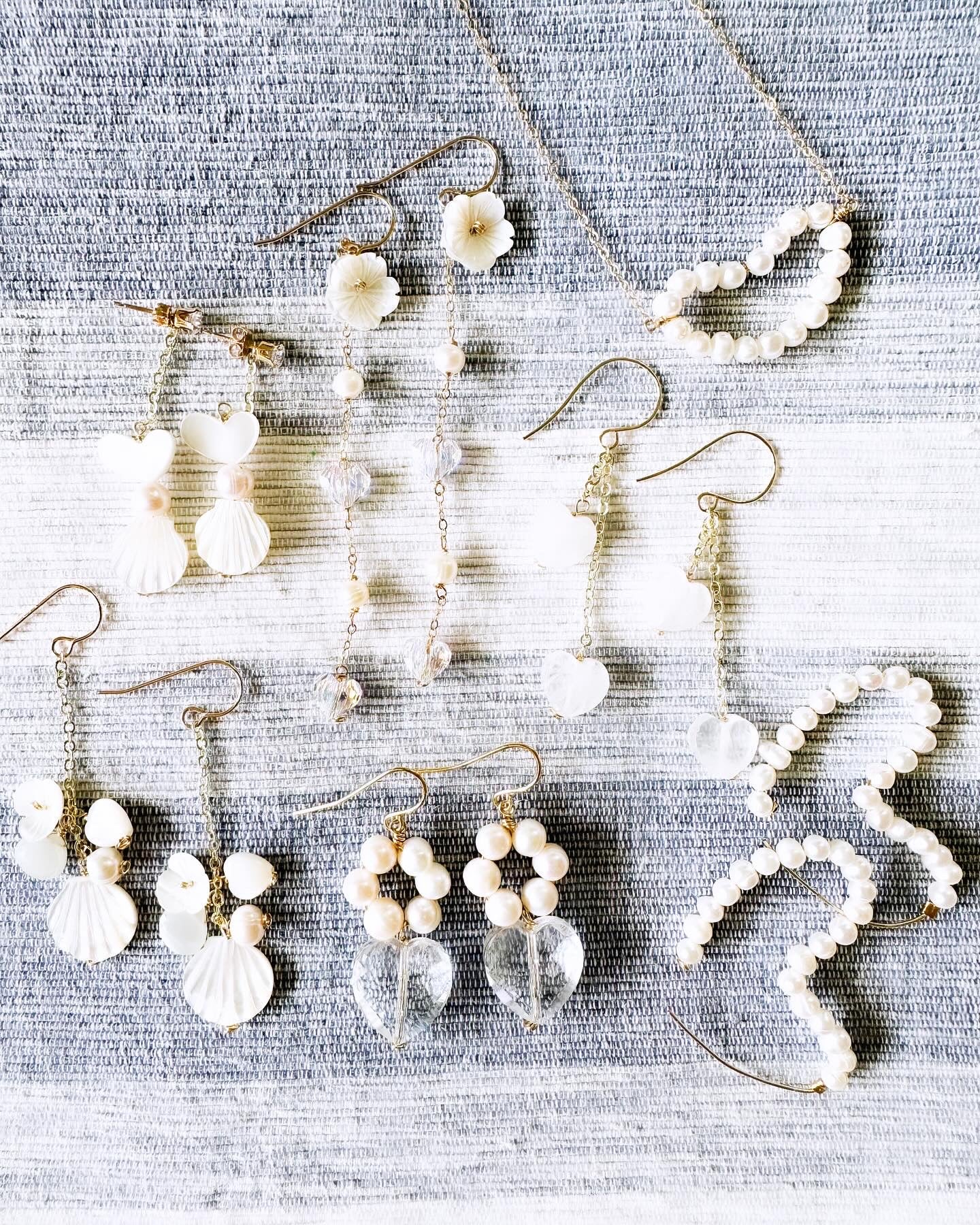 White Heart Shell Stud Earrings - Lehua Hawaii Jewelry LLC