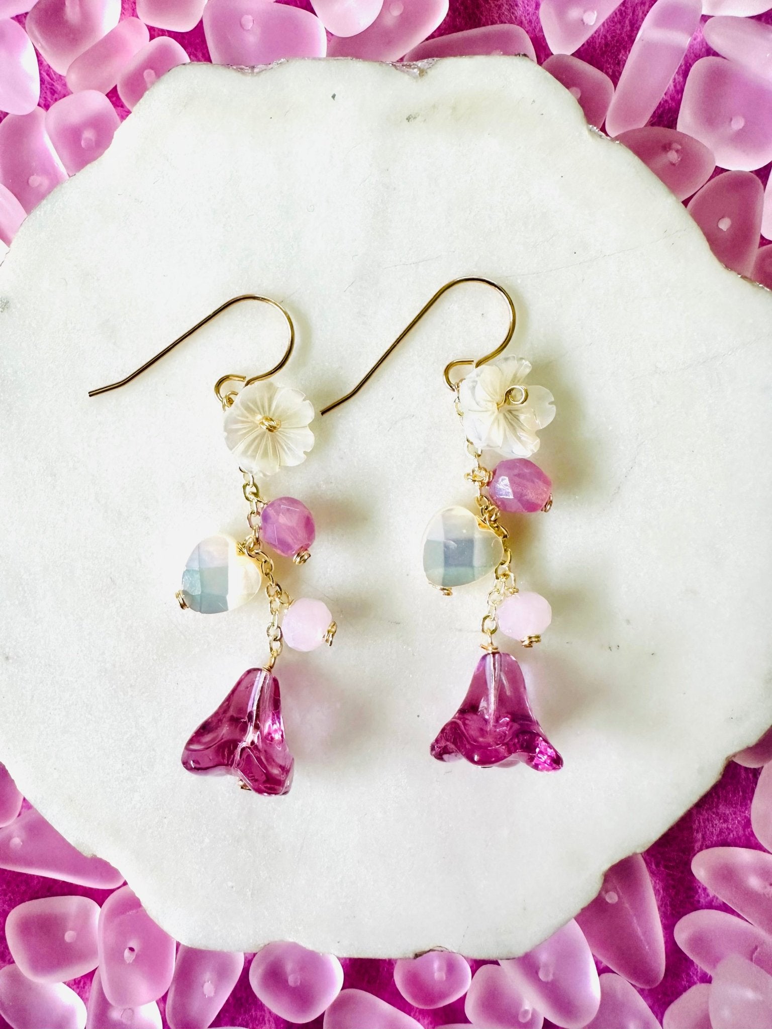 Vintage Flower & Shell Heart Earrings - Lehua Hawaii Jewelry LLC