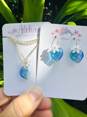 Shell Tiare & Blue Puff Heart Glass Necklaces