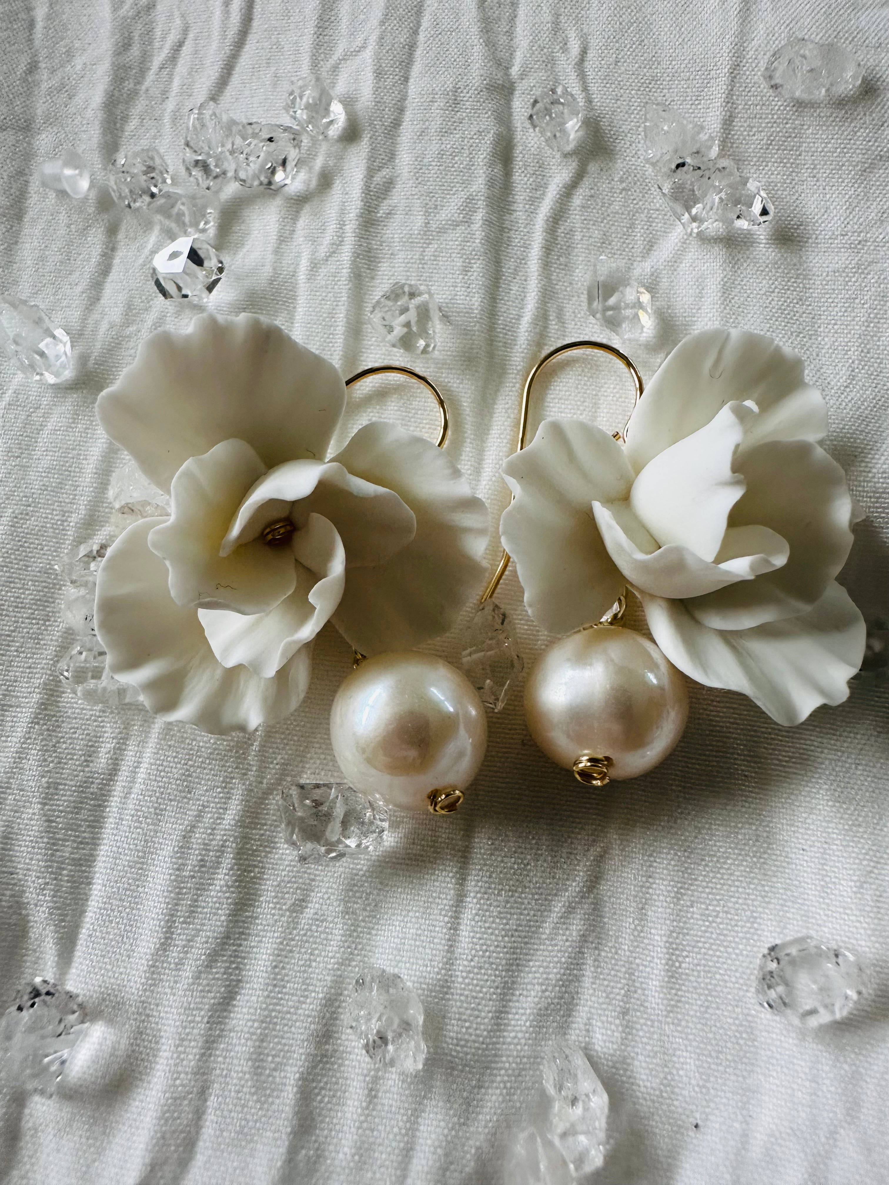 Pretty Pua & Pearl Earrings