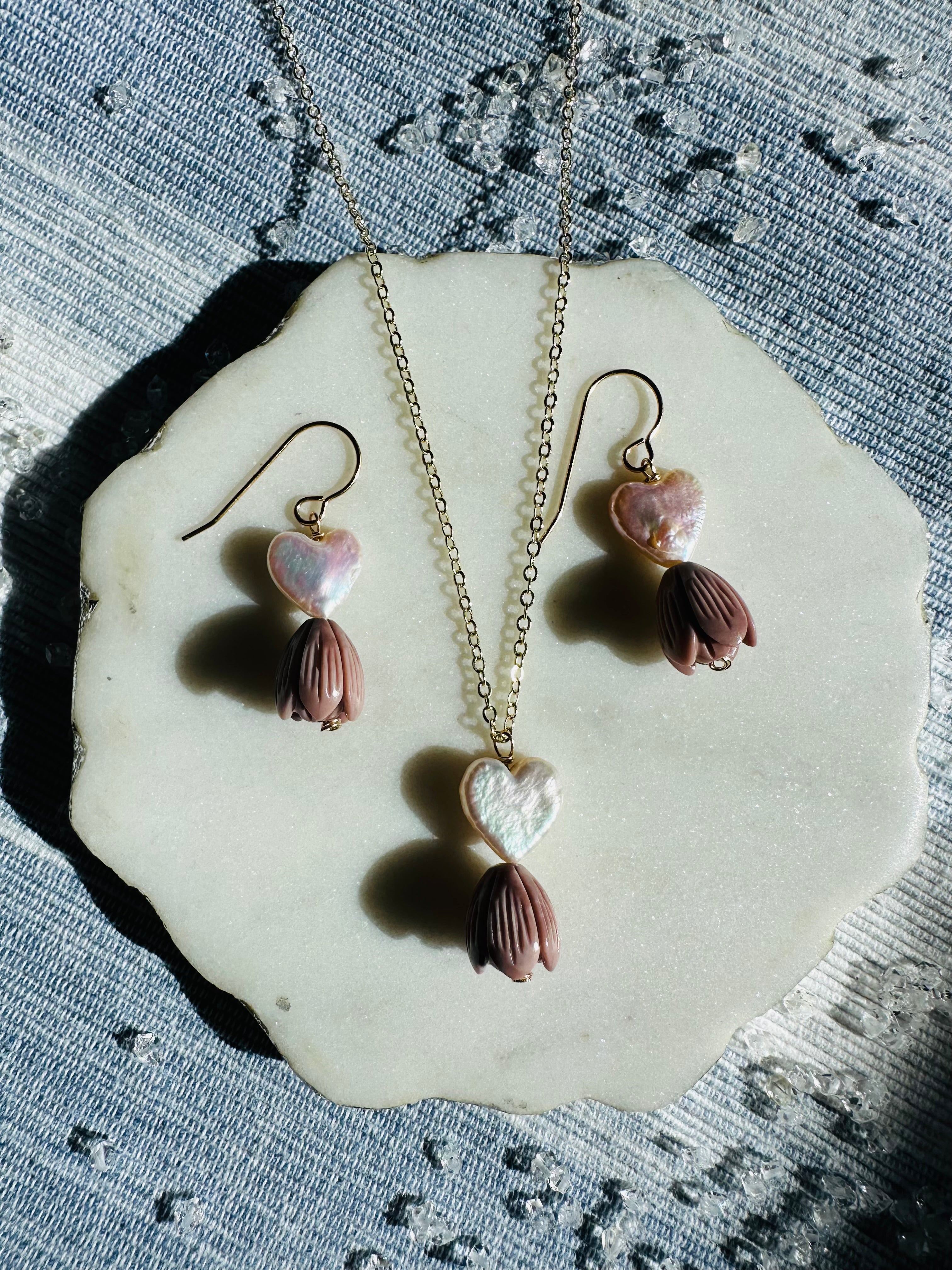 Pearl Heart & Mocha Pikake Earrings