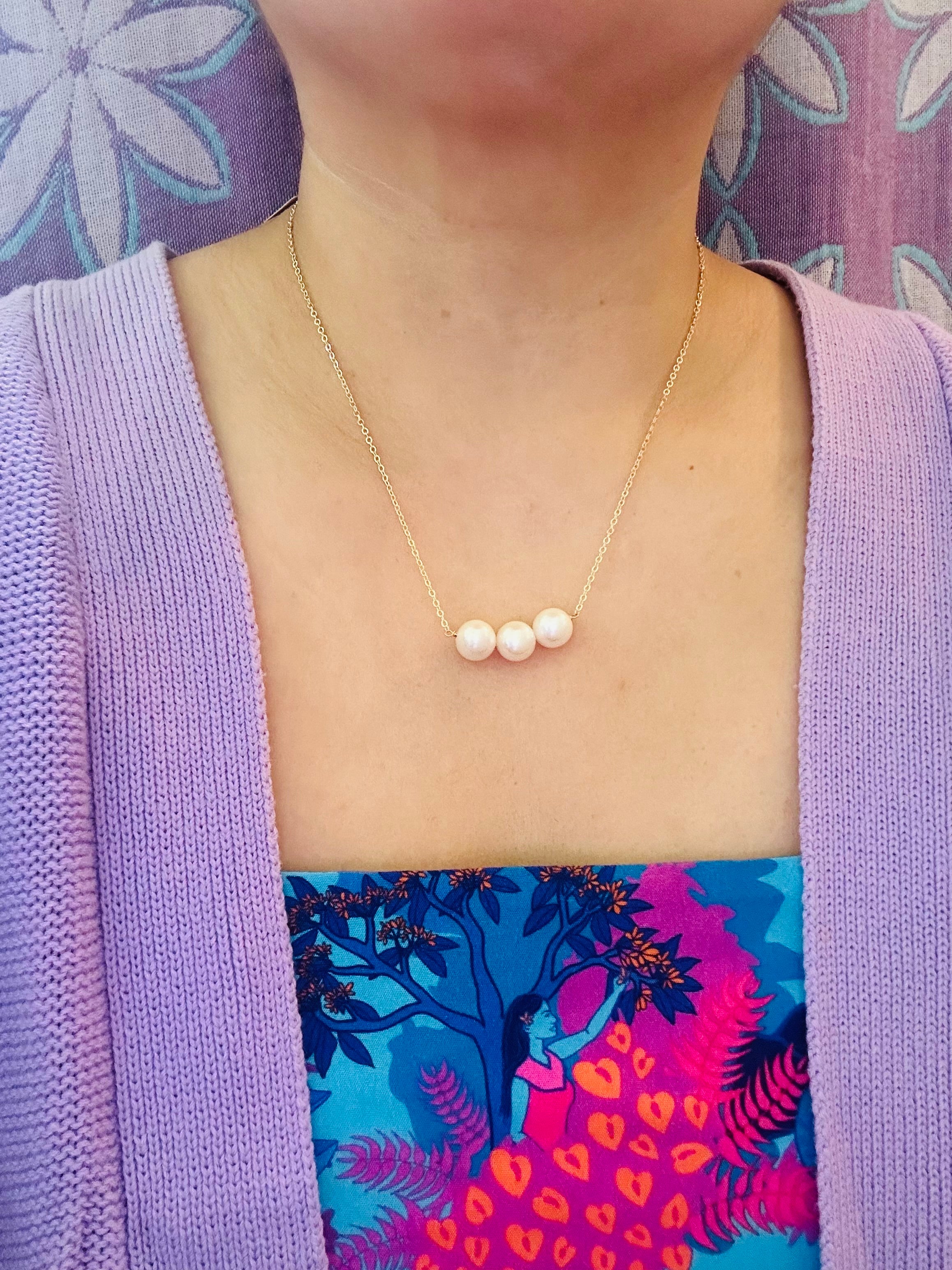Triple Pearls Necklaces