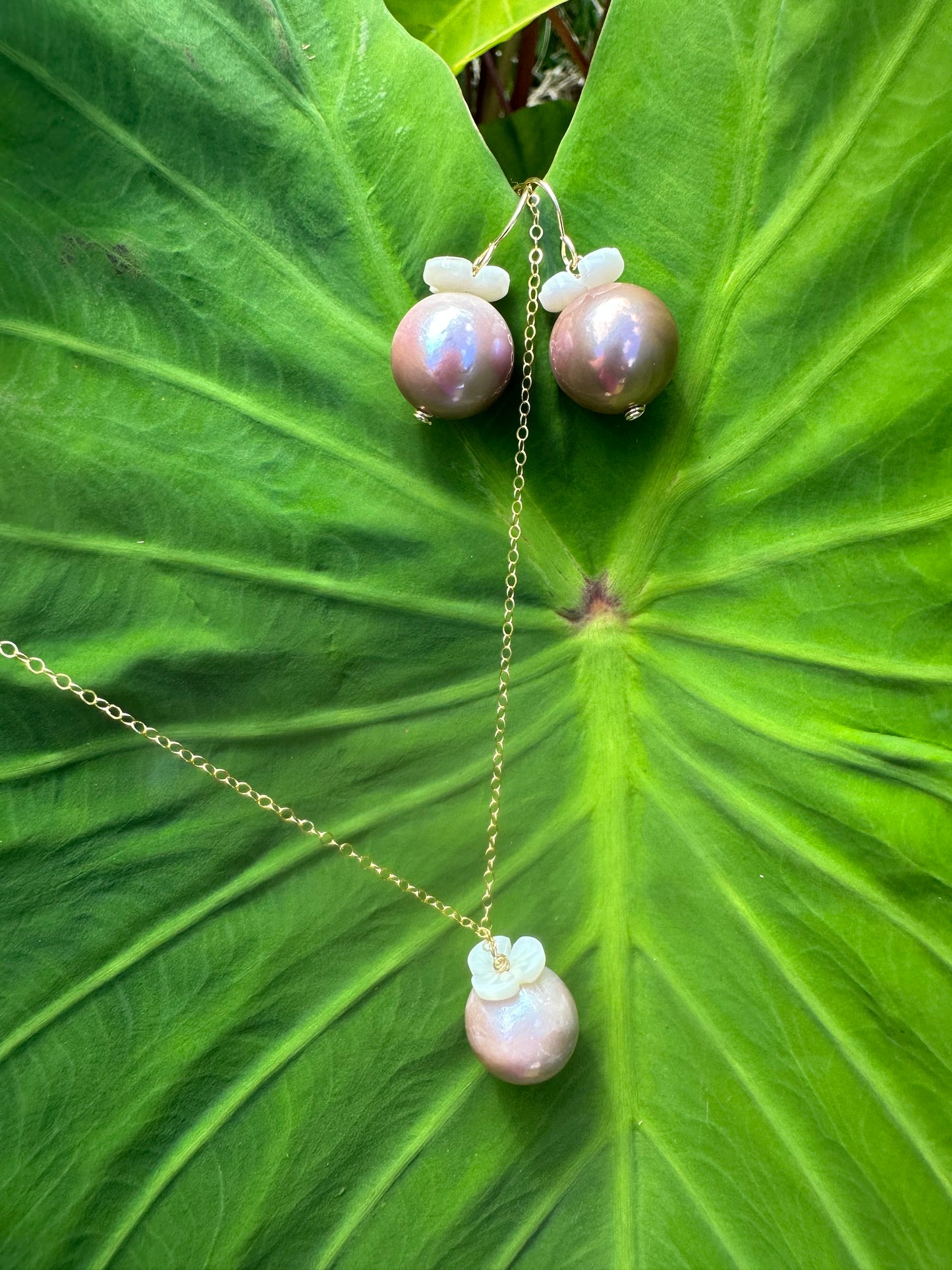 Purple Pearl Flower Necklace