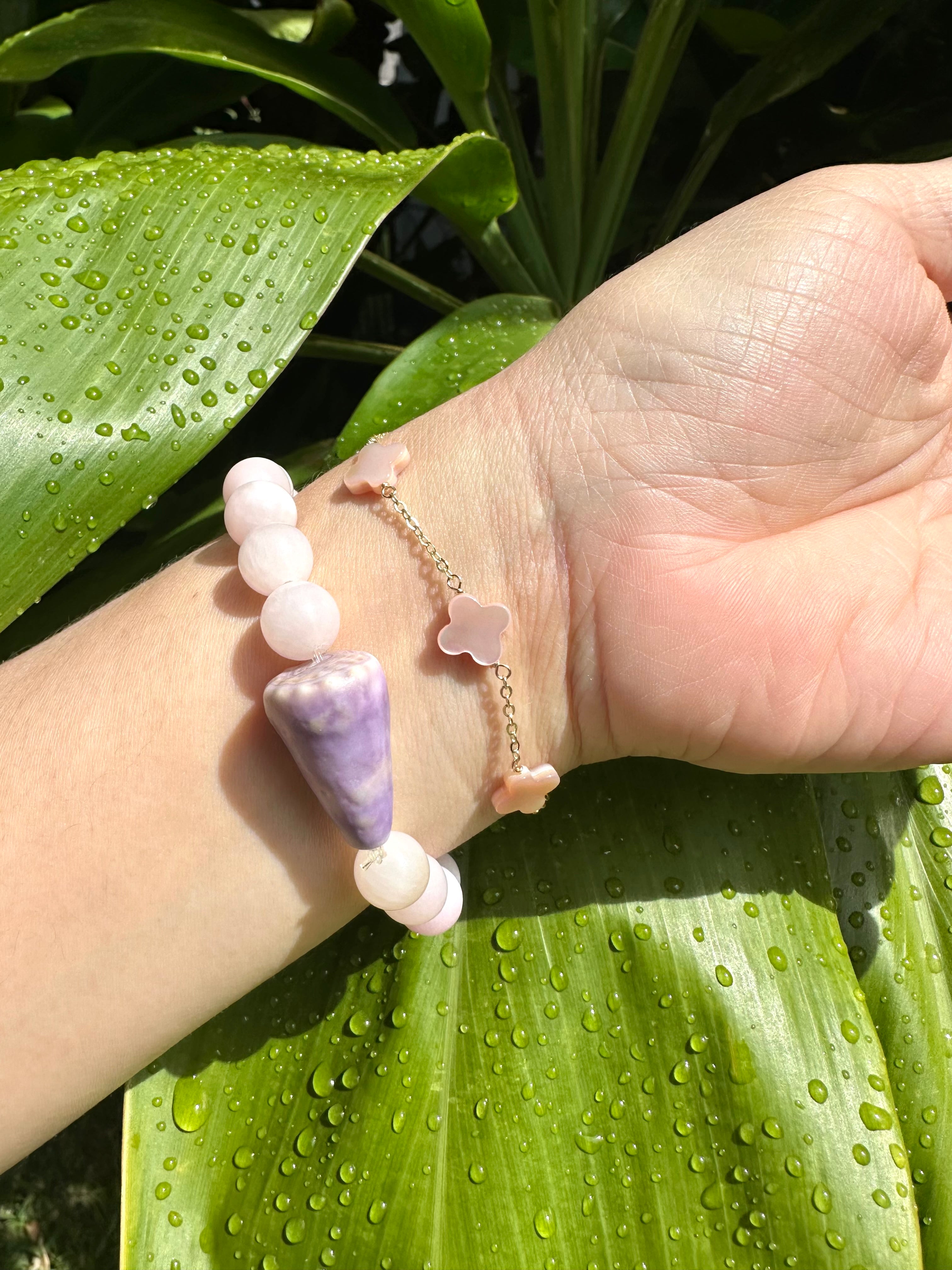 Pink Clover Shell Bracelets