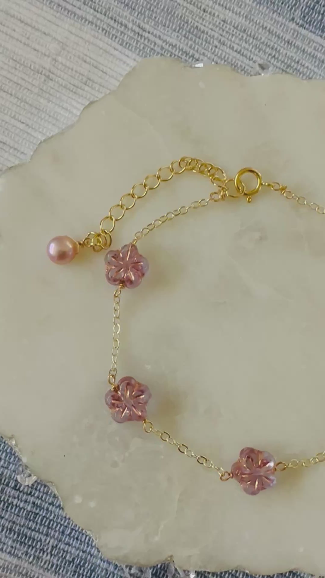 Load video: Glass Flower Bracelets