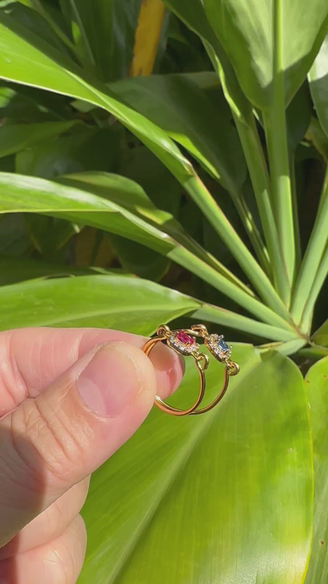 Load video: Sparkle Rings