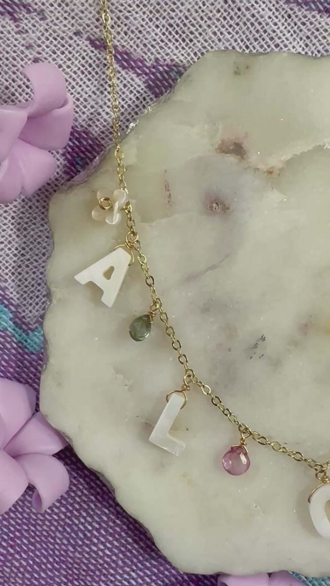 Load video: Aloha Shell Necklaces