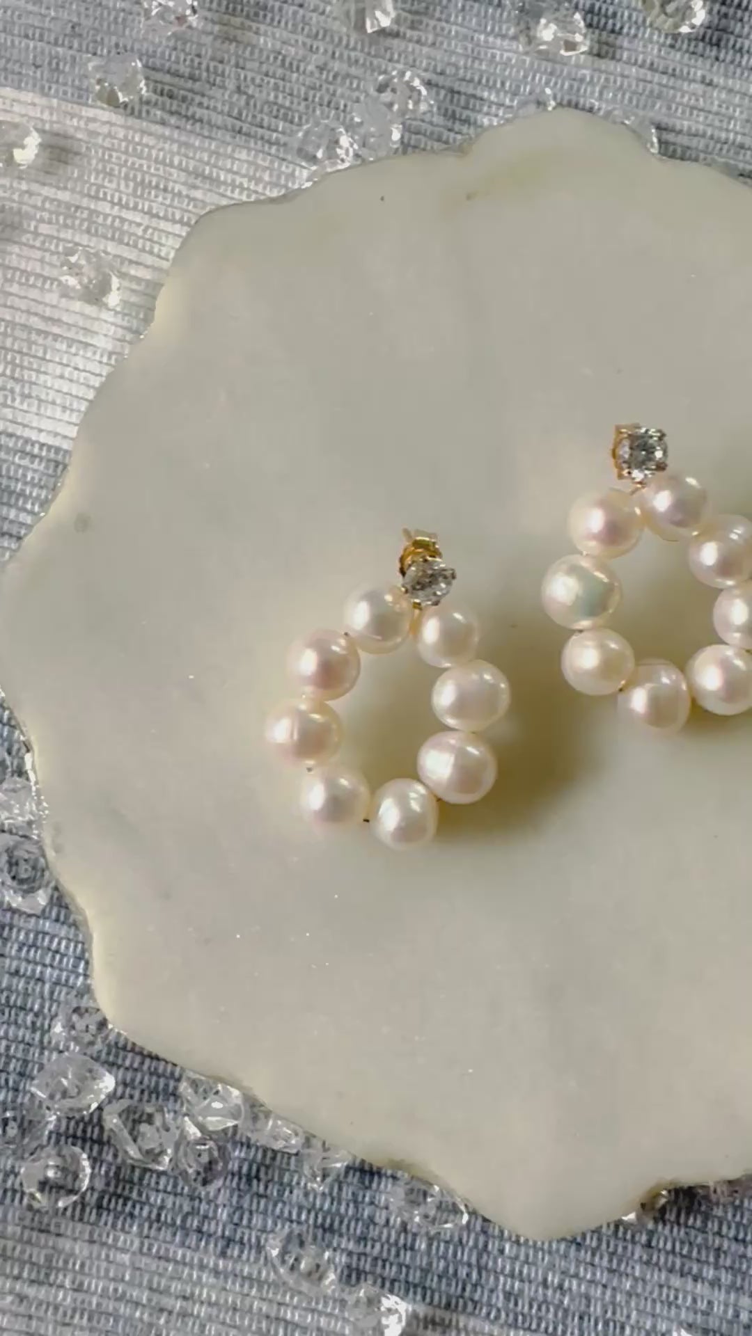 Load video: Pearl Stud Earrings